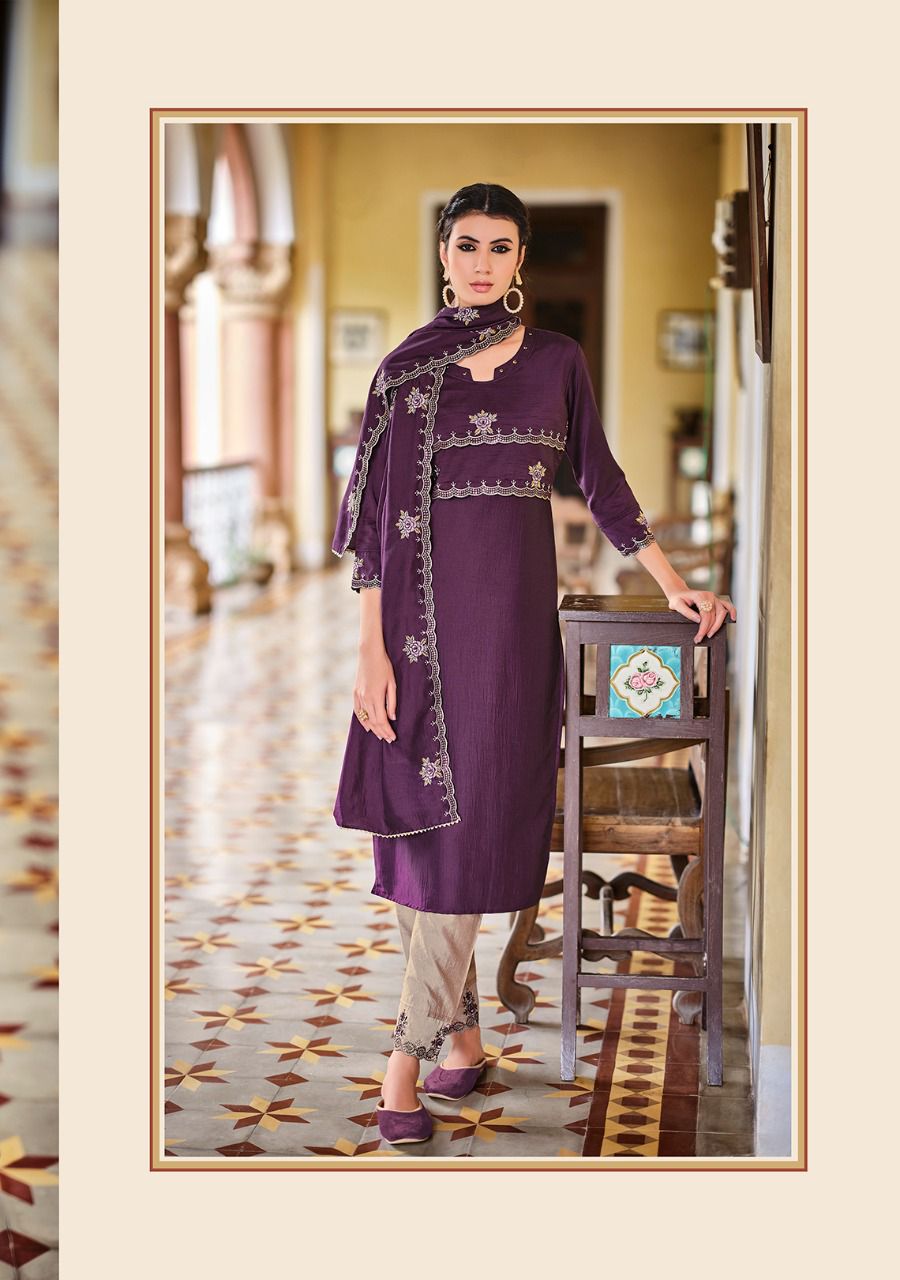 Women Purple Embroidered kurta with Trousers & Dupatta