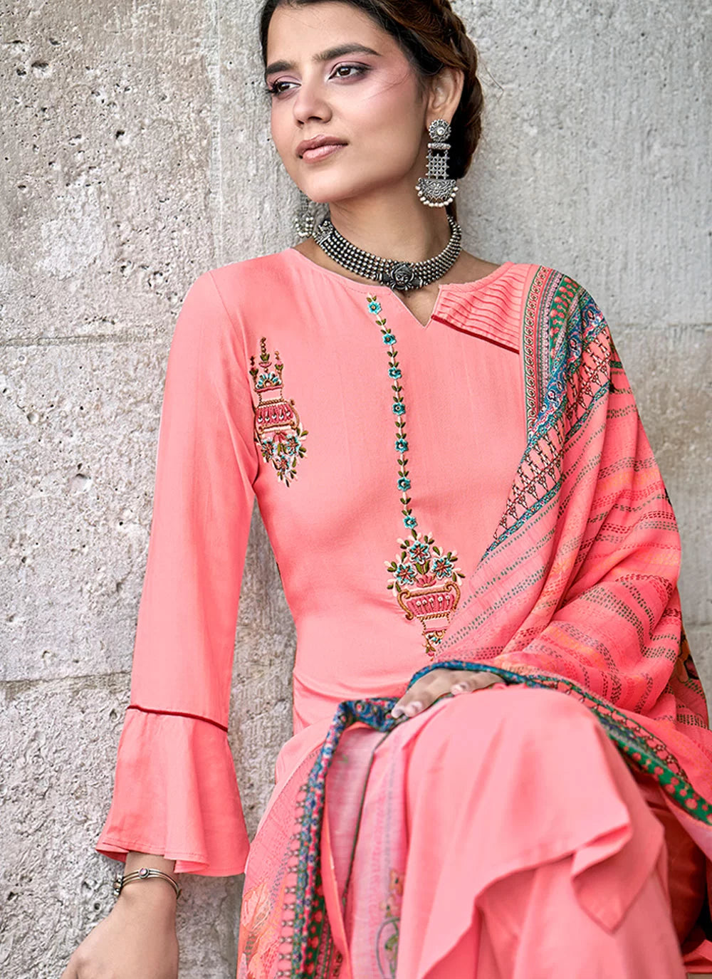 Women Pink Designer Kurti with Pant & Dupatta