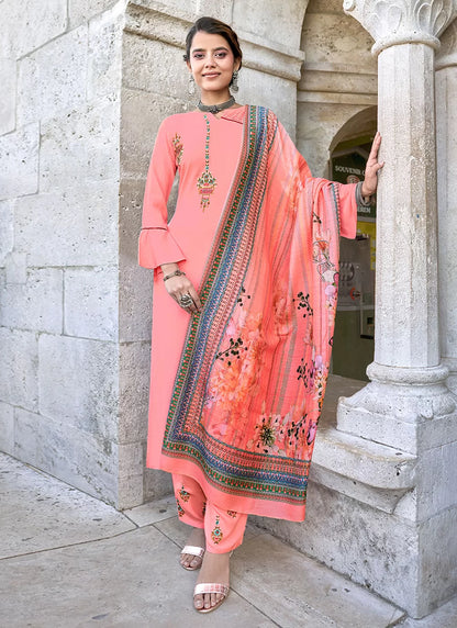 Women Pink Designer Kurti with Pant & Dupatta