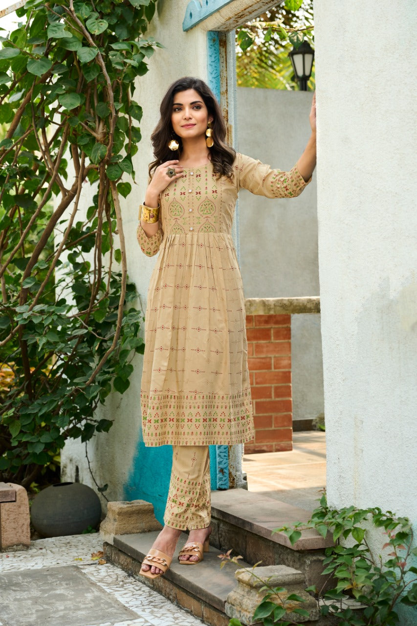 Yoke Kurta pale yellow MIREYAFASHION